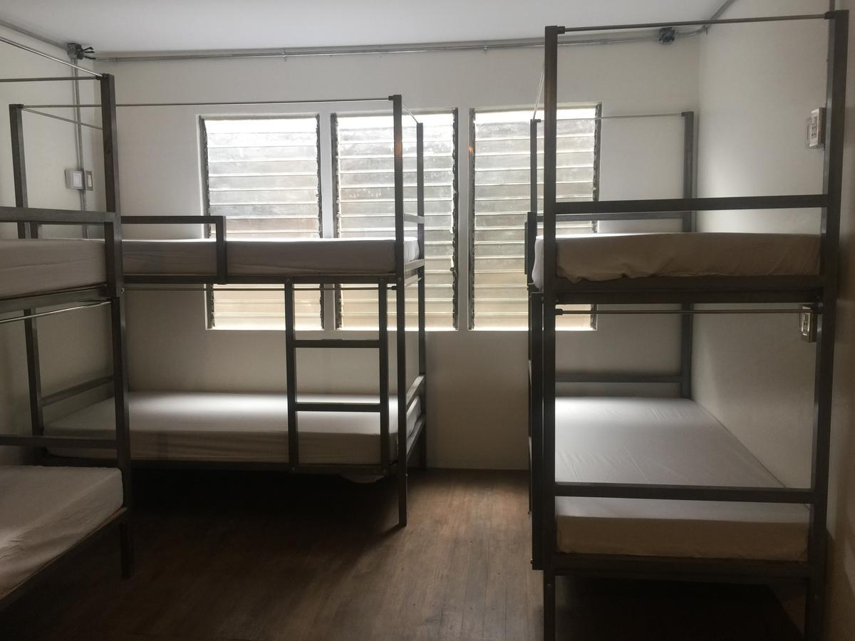 The Hub District Hostel And Dorm Makati City Kültér fotó